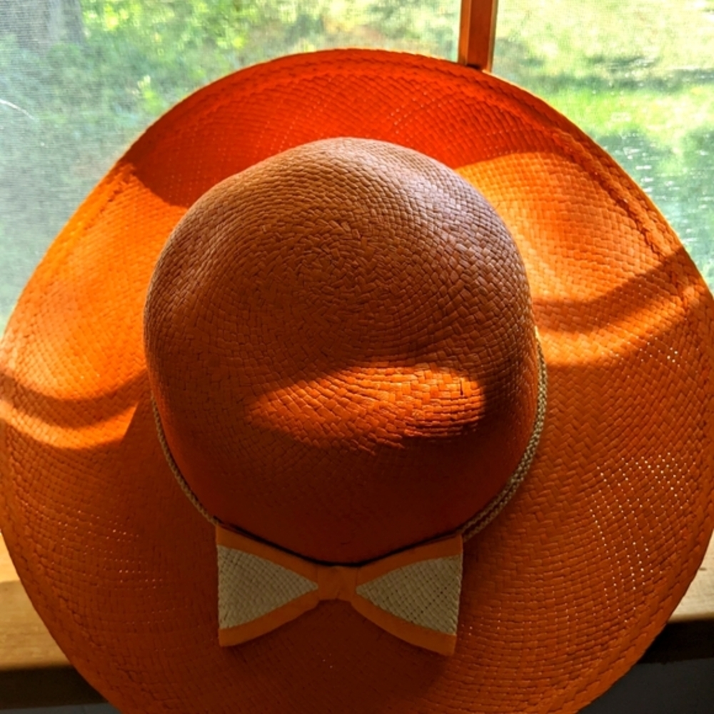 Beautiful hat 🤠 from Ecuador hecho a mano 100%paja Toquilla